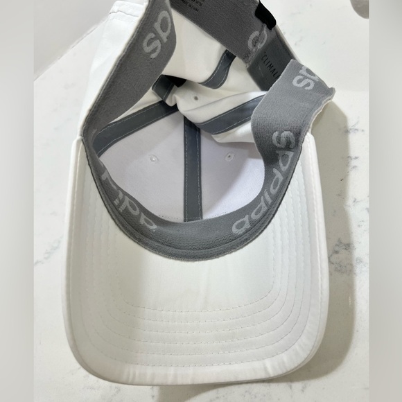 Adidas White and Gray Cap - Picture 4 of 8